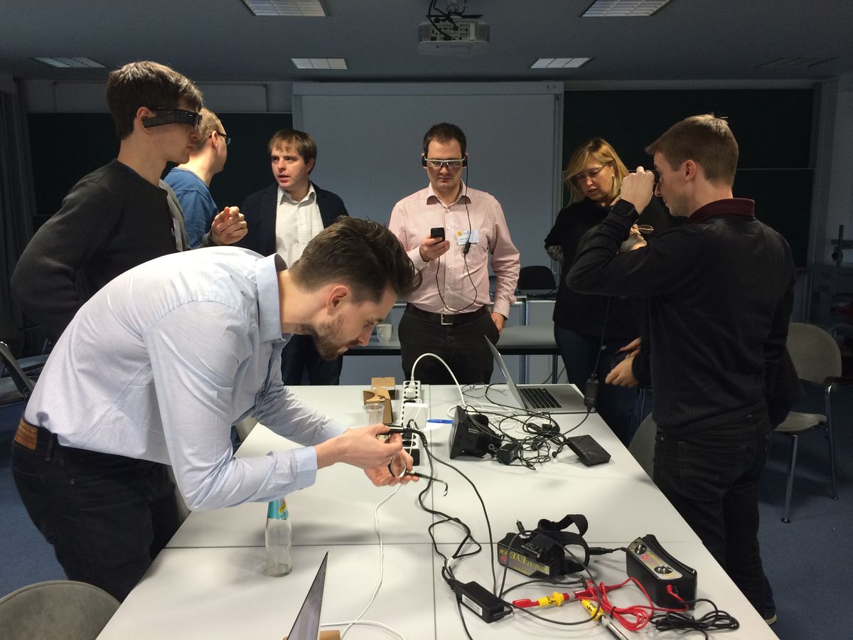 Hands-on eye-tracking session at the Dagstuhl seminar on eyewear computing