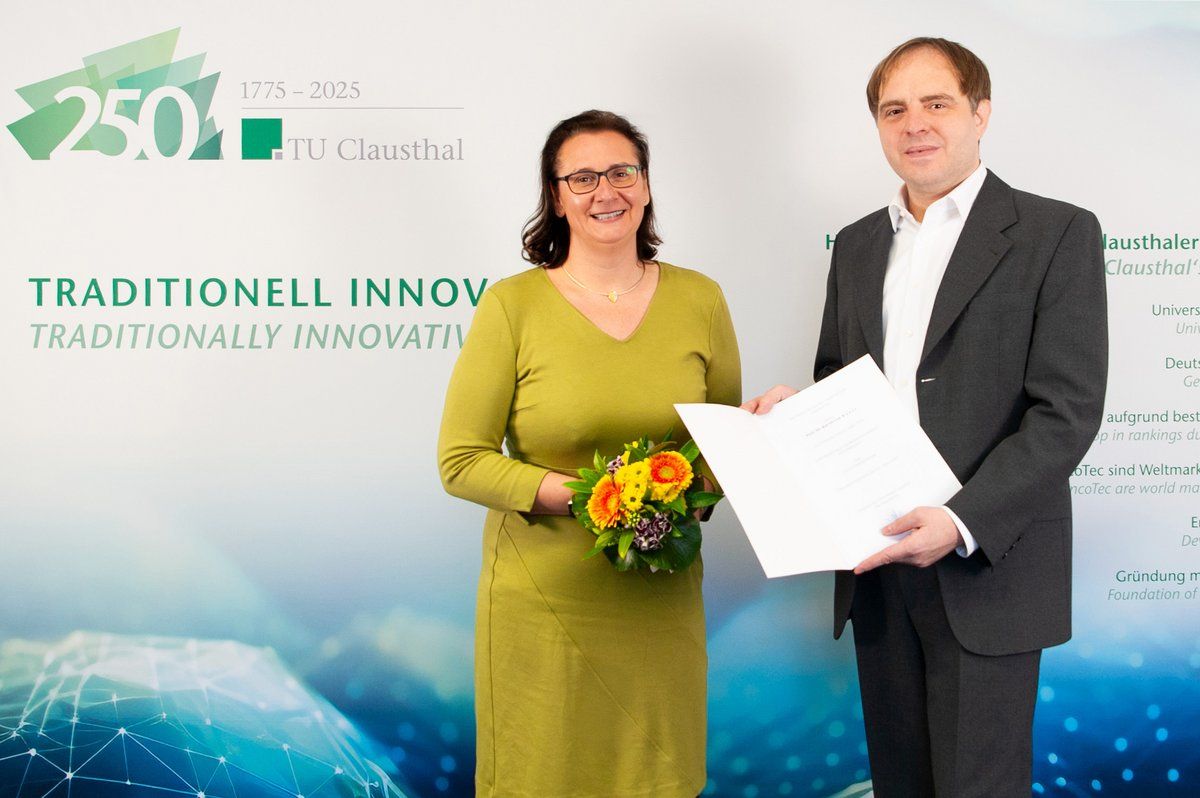 Kai Kunze with the president of TU Clausthal at his appointment