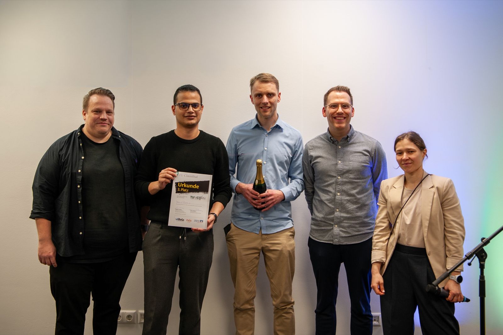 Five members of the CLARA team with the TUniCorn 2026 certificate for third place
